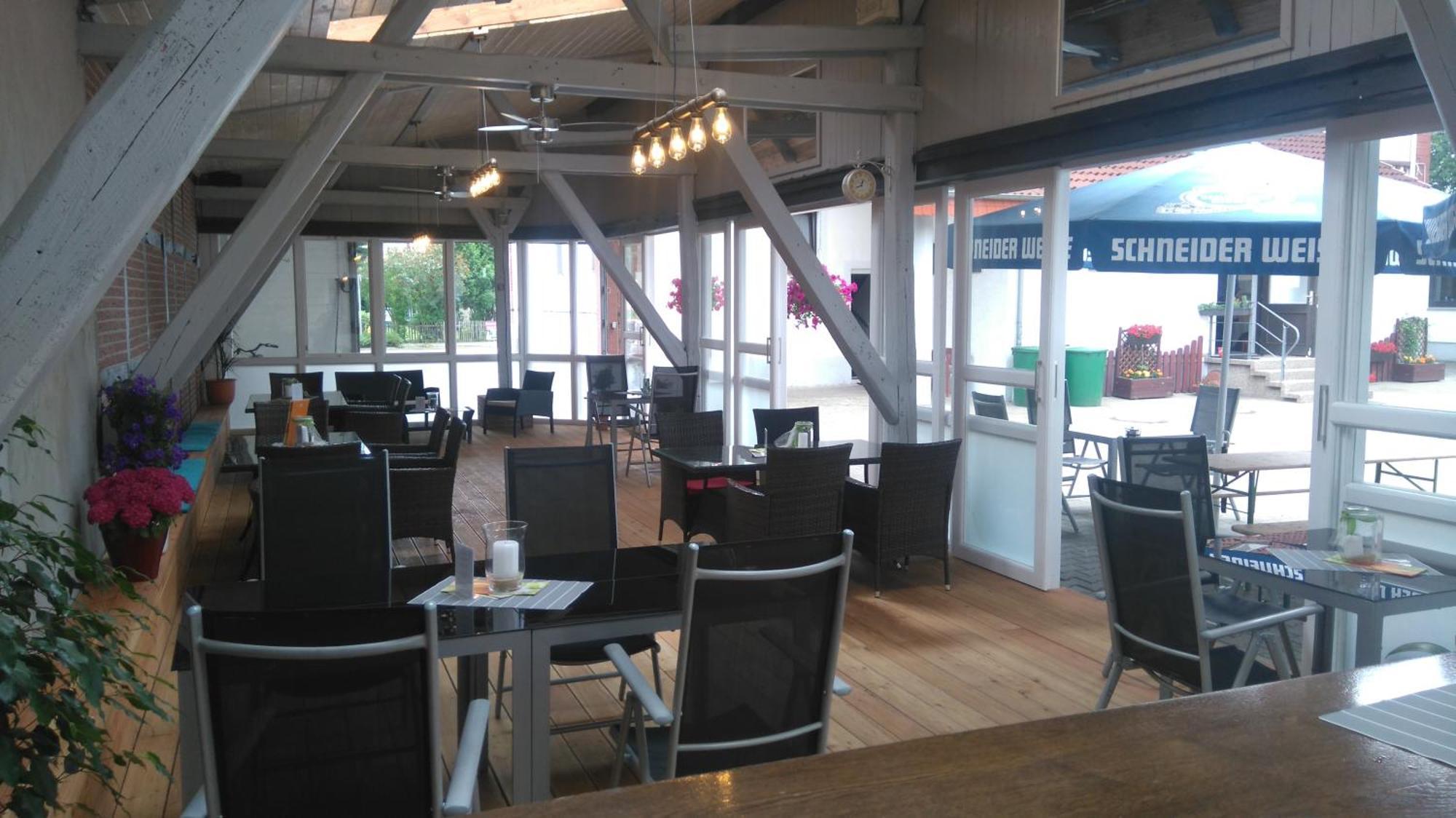 Bennetts Restaurant Und Hotel Wittingen Bagian luar foto