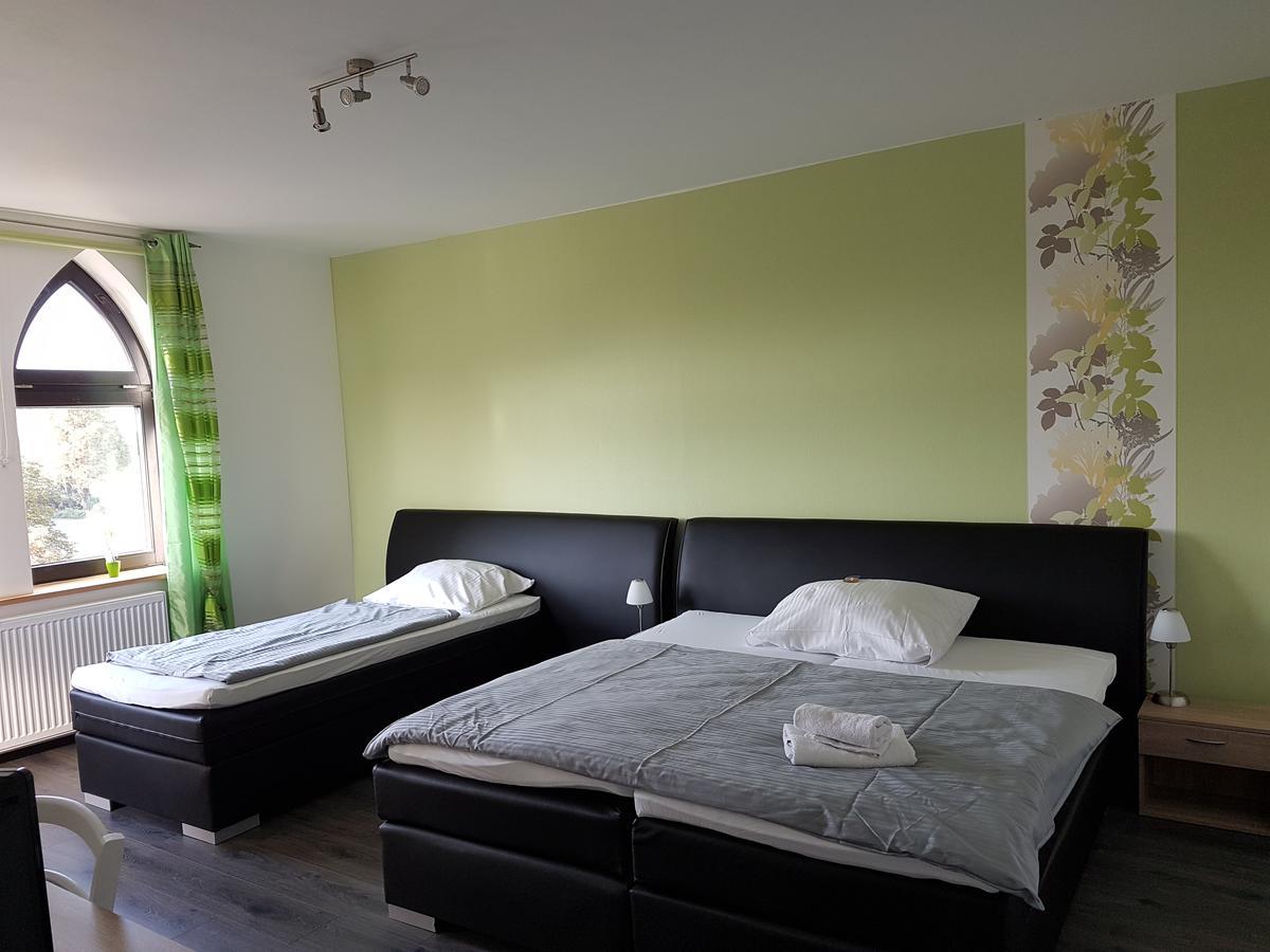 Bennetts Restaurant Und Hotel Wittingen Bagian luar foto