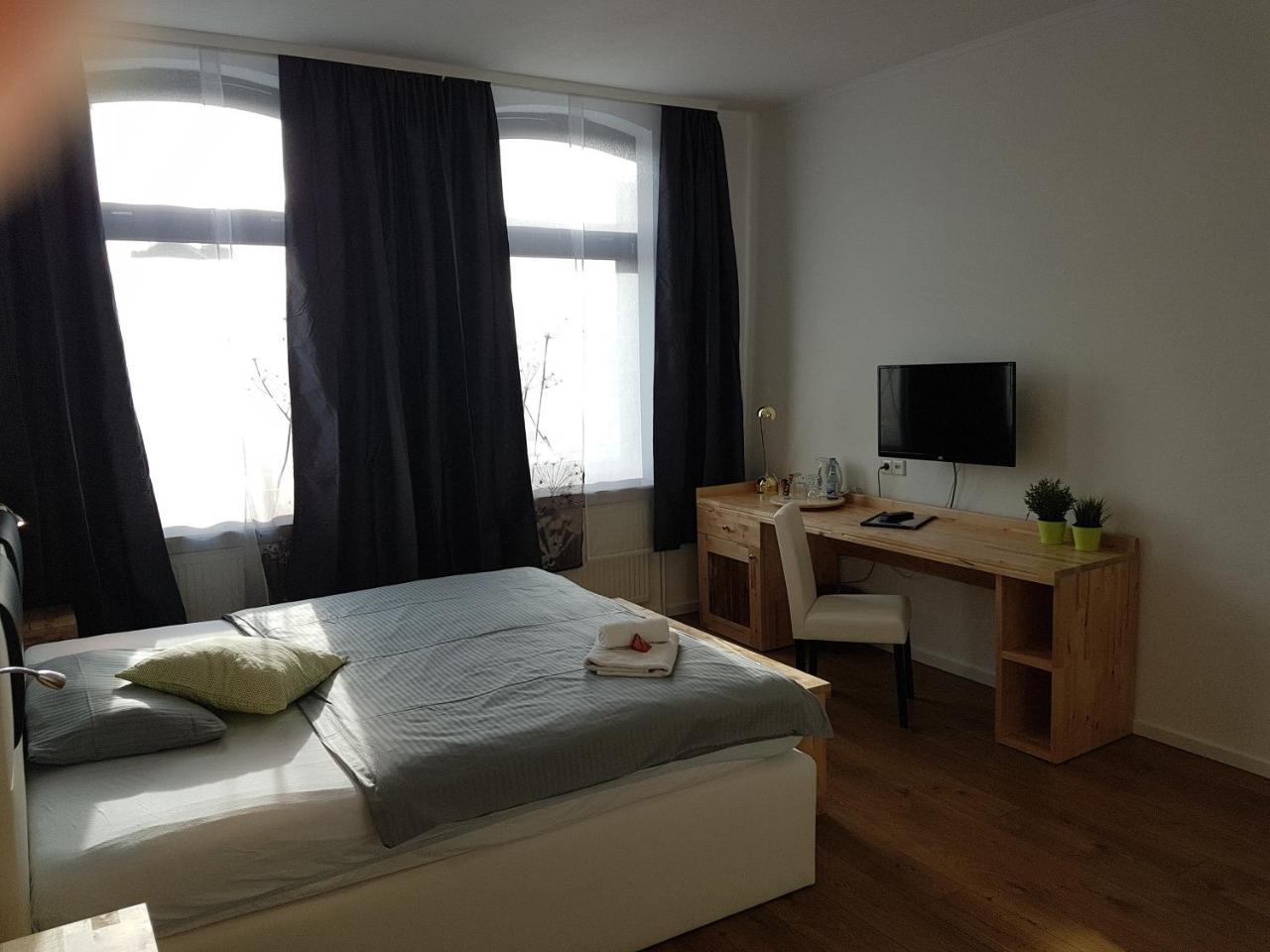 Bennetts Restaurant Und Hotel Wittingen Bagian luar foto